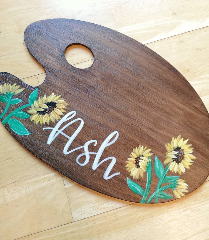 Personalised paint mixing palette- hand painted custom art supplies - pretty art