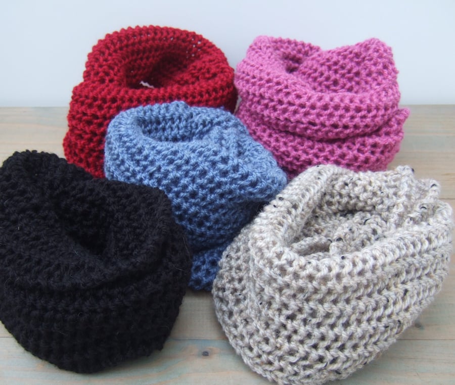 Knitted Cowl Infinity Scarves 