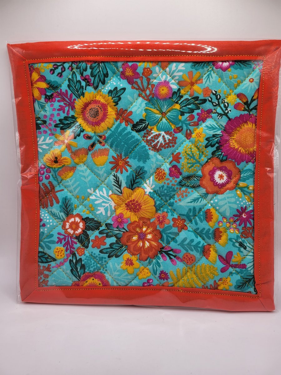 Handmade Padded and Quilted Heat Resistant Pot Holder