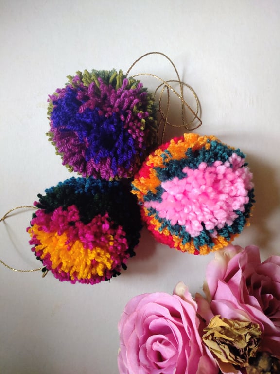Pompom Baubles, Eclectic Bohemian Interiors, Maximalism Christmas