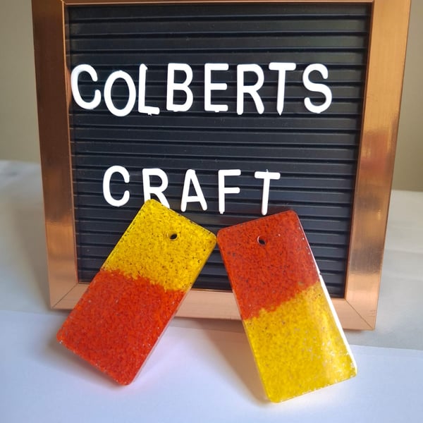 Duel colour resin keyring 
