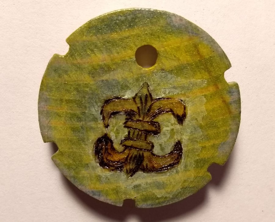 Pendant with la  Fleur de Lille  or Key ring or Totem