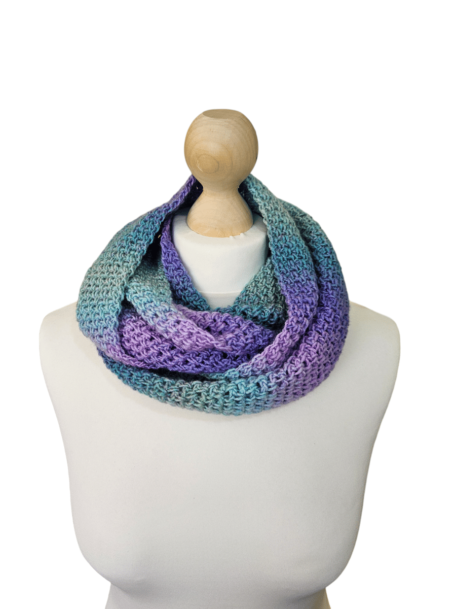 Crochet Infinity Scarf