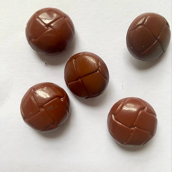 Set of 5 brown vintage buttons, 2cm buttons with shank