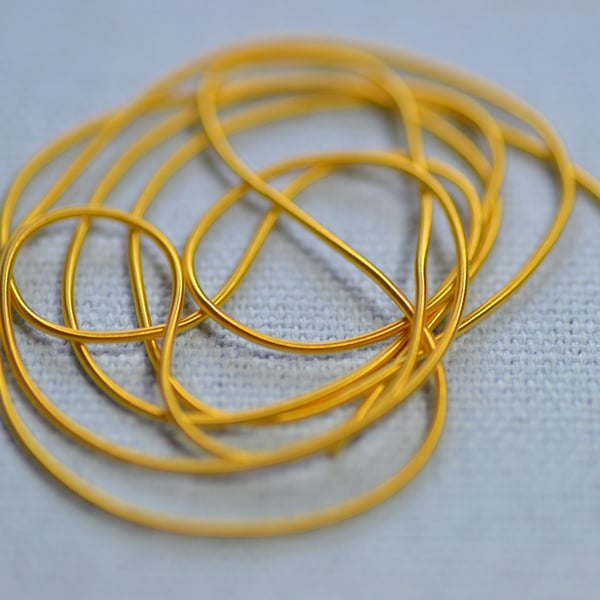 Gilt Rough Purl no.9