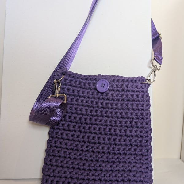 Handmade lined purple crochet t-shirt yarn crossbody bag with adjustable straps