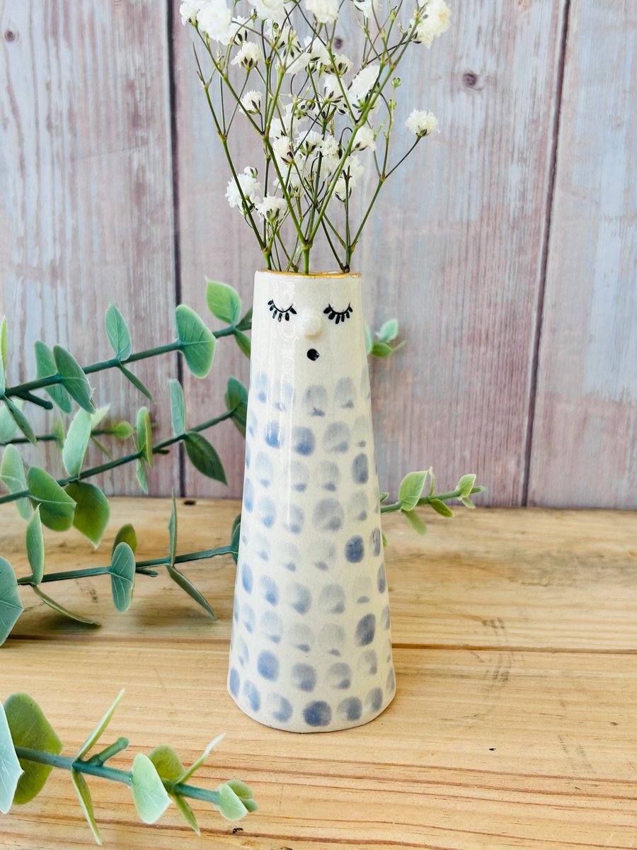 Small People Vase 
