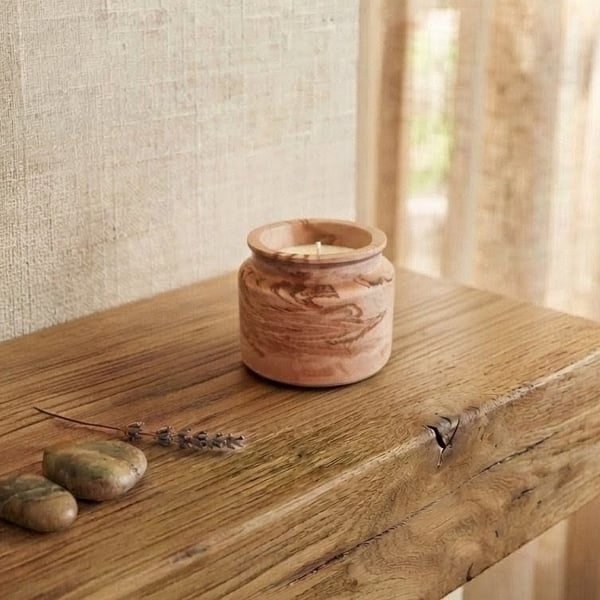 Terracotta-Inspired Eco-Resin Jar with Sandalwood Scented Candle