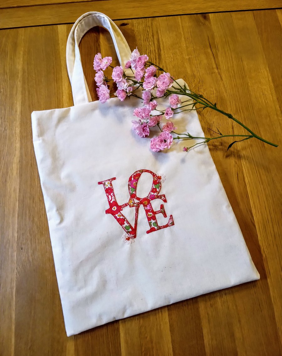 LIBERTY "Daisy Love" on Calico Canvas lined pocketed PROJECT TOTE BAG