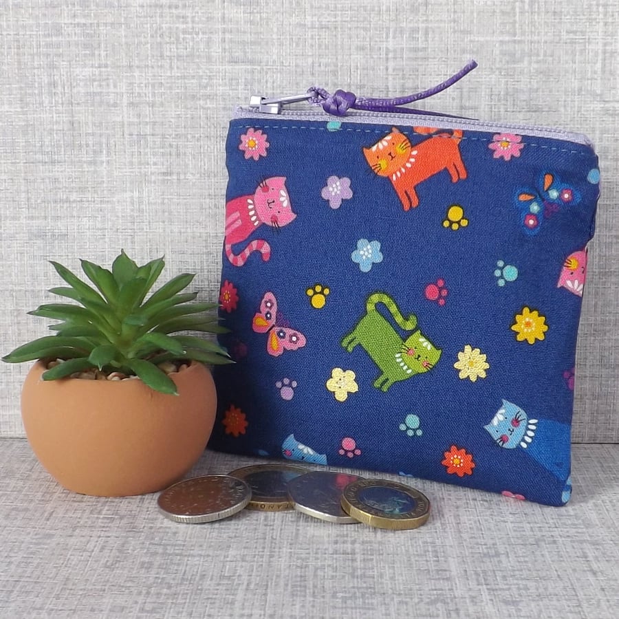 Coin purse, small purse, cats.