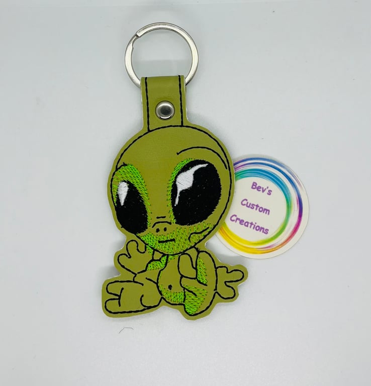 Embroidered Alien Keyring design 