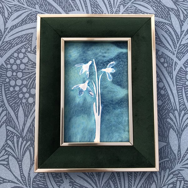 Snowdrops in the Green, Elegant Botanical Gift.