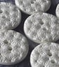 15mm Pearl Effect Flower DAISY Buttons - Image 1