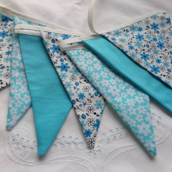 Turquoise Bunting, pretty flowers, 12 flags, 2.4m with ties