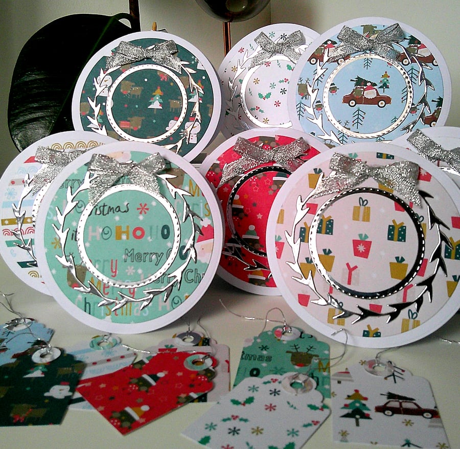 Christmas Cards and Gift Tags Multipack - Set of 8 round cards and matching tags