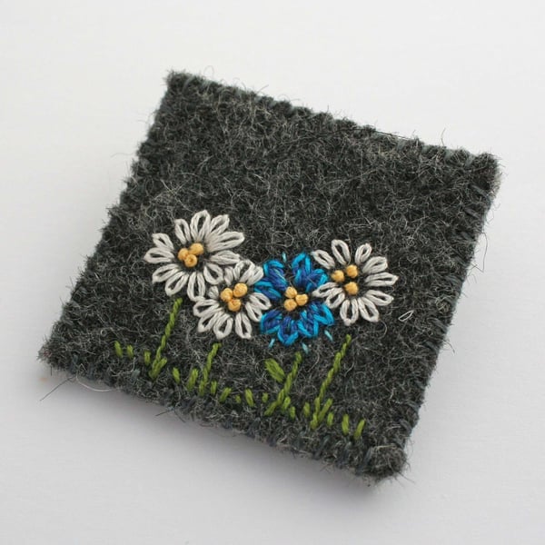 Blue and White Daisy Embroidered Brooch