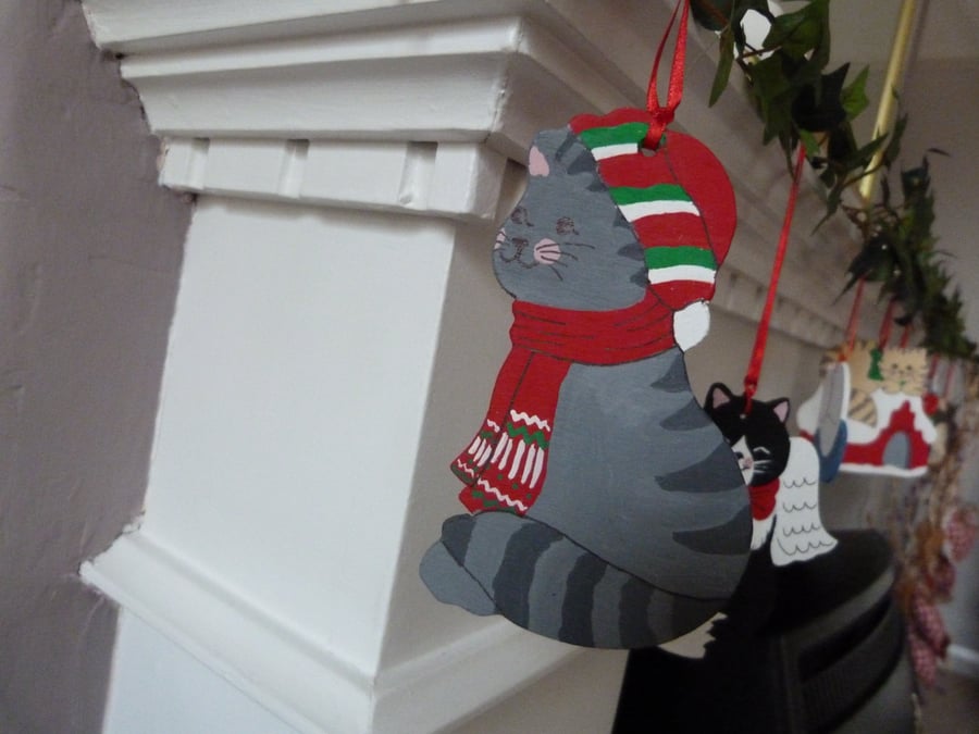 Cute Grey Christmas Cat Wooden Hanging Decoration