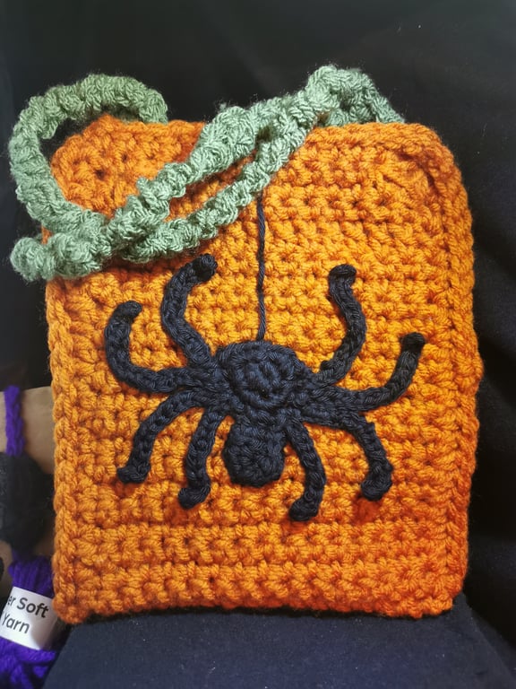 Halloween Spider Bag. Free next day delivery 