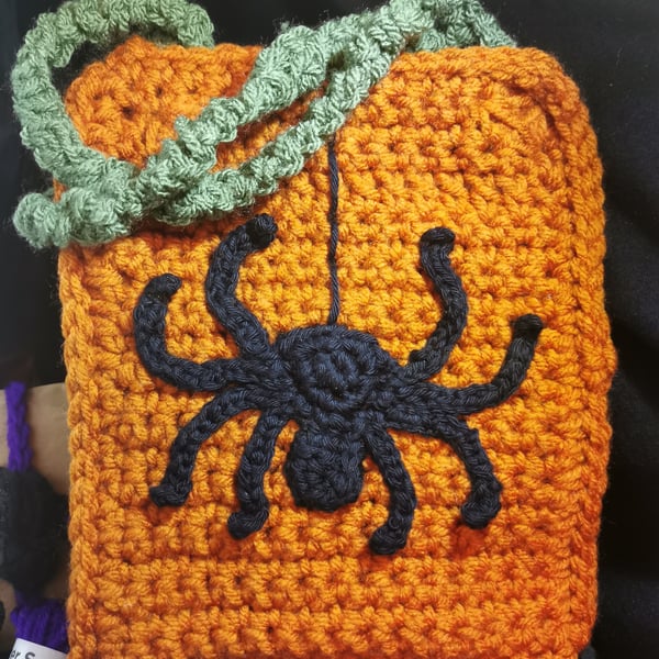 Halloween Spider Bag. Free next day delivery 