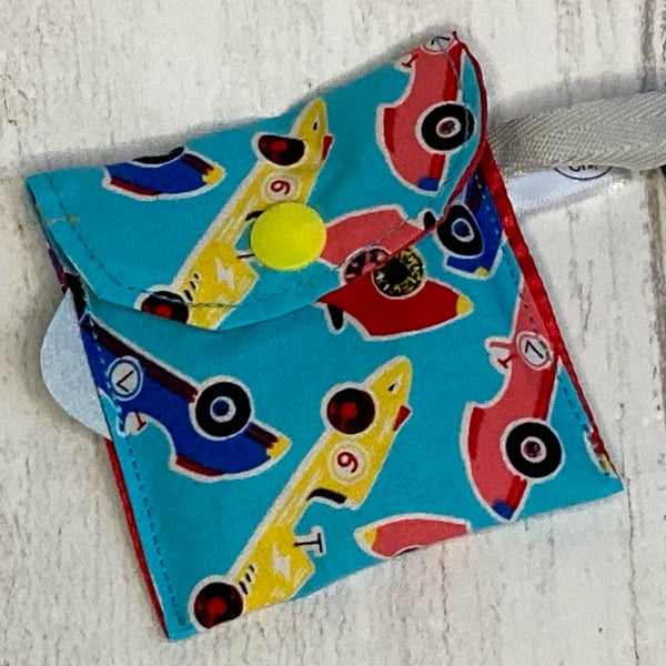 Spectacles cleaning cloth and pouch for sparkling glasses. Racing cars