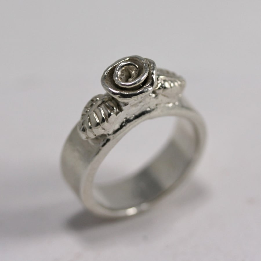 Sterling silver handmade ring, Sterling Silver Rose Ring, Silver rings Size L