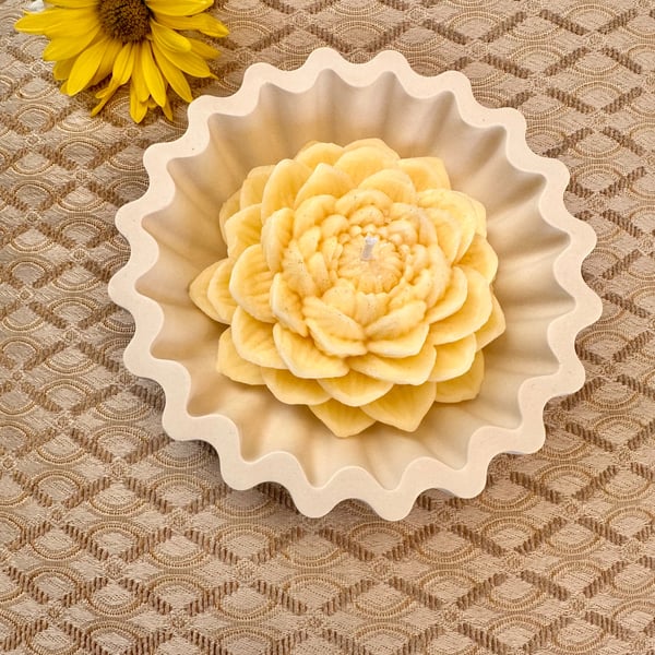 Lemon Scented Floral Candle in Handmade Bowl