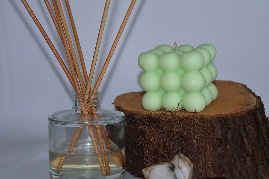Jamacian Cocktails Soy Wax Scented Light Green Bubble Candle