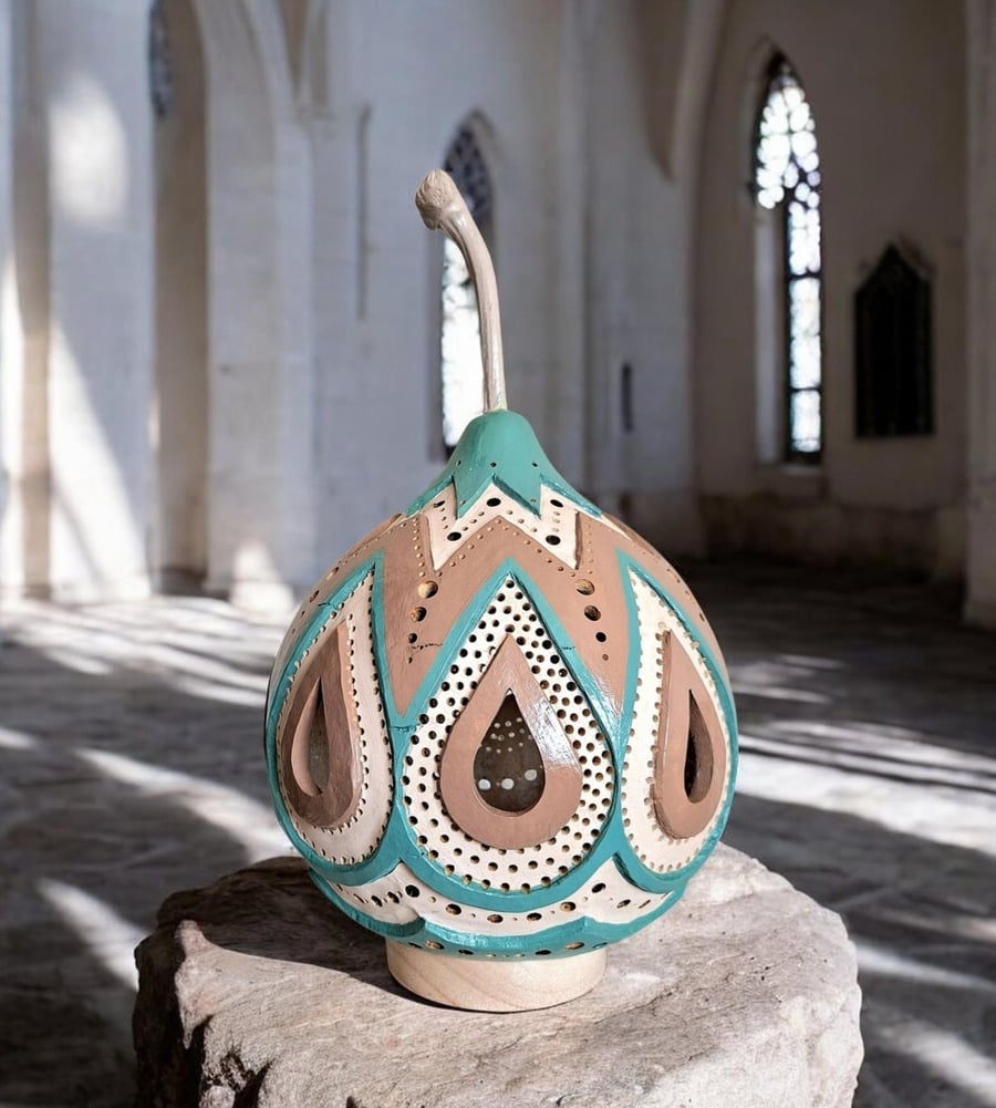Image of Calm Medieval Gourd Lamp