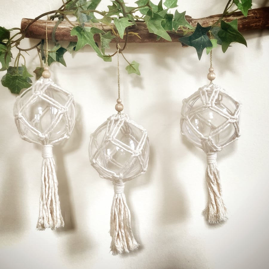 Christmas Baubles, Macrame Xmas Tree decoration, set of 3, free UK delivery