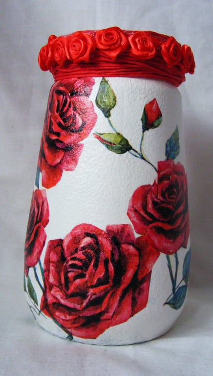 Recycled glass red rose vase