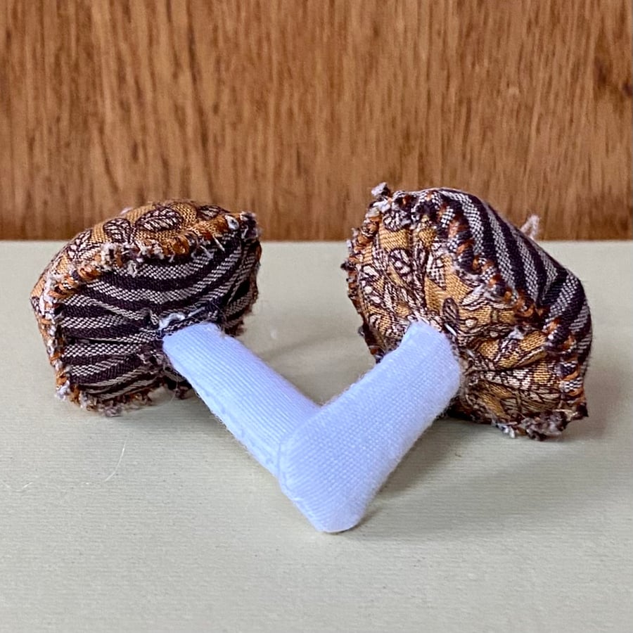 Vintage Mini Mushrooms Decoration Retro Brown 