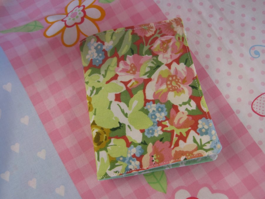 Cute Vintage Fabric Floral Needlecase