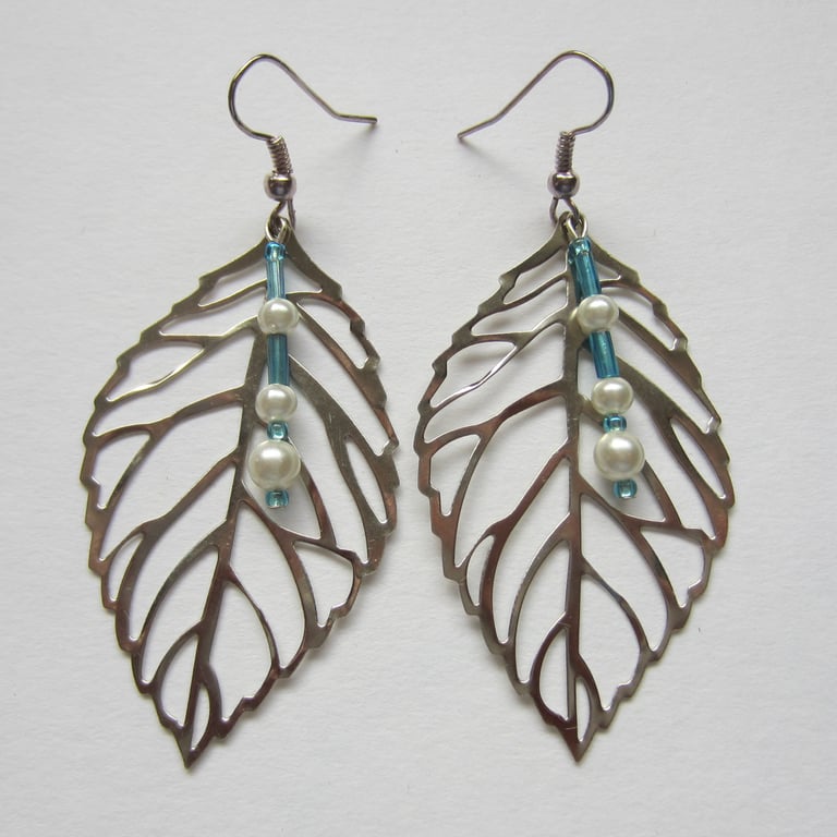 Leaf and Beads Dangle Earrings