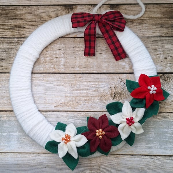 Festive Christmas yarn wreath  -  12 inch (30 cm) frame 