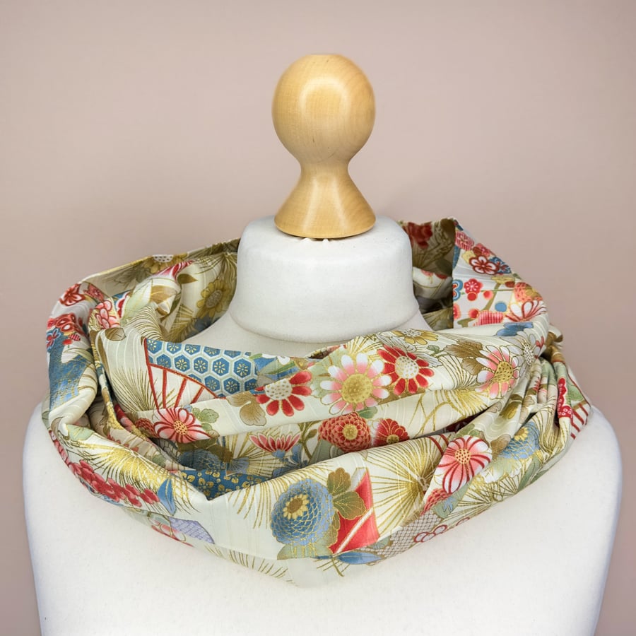 Japanese Cotton Satin Slub Infinity Scarf - Cream & Gold Floral Fan Patterned