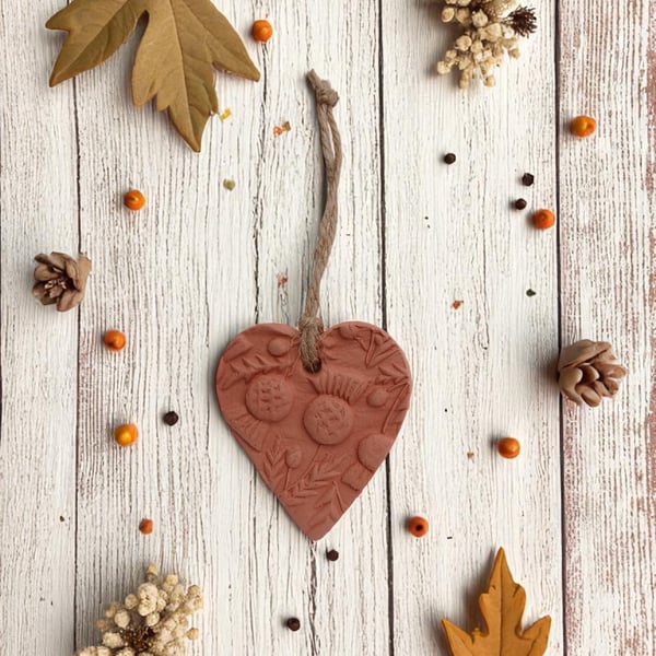 Scottish Thistle Heart Rustic Terracotta Hanging Aromatherapy Diffuser