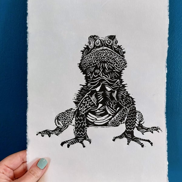Black Bearded Dragon portrait - A4 original lino print