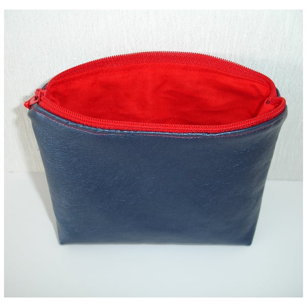 Blue and Red Coin Purse With Contrast Stitching and Zip Petrol