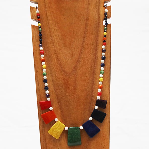 Finus Rainbows Necklace.