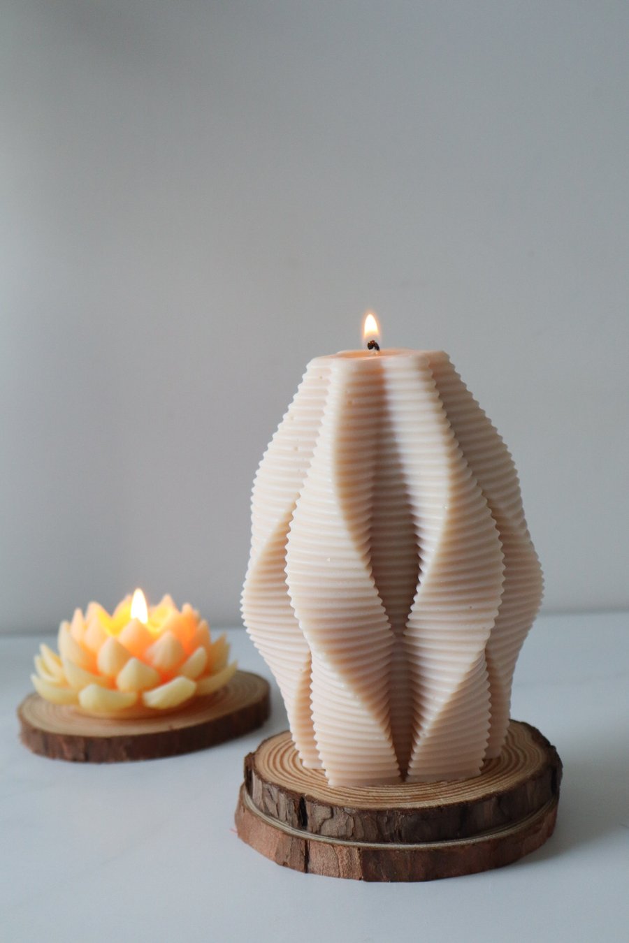 Ribbed Spiral Candle