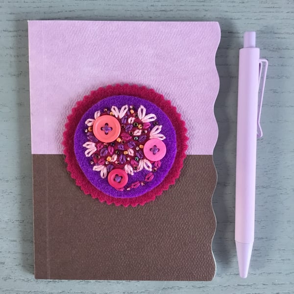 Embroidered Button Notebook and Pen Set 