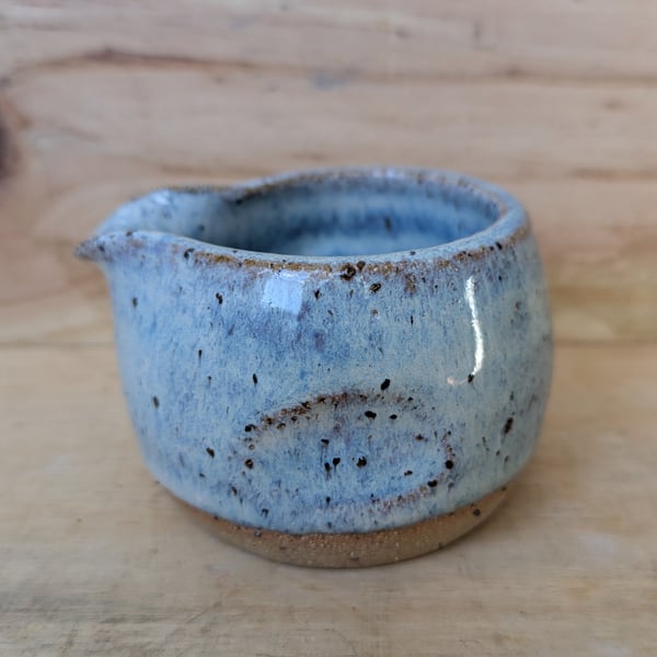 Diddy squat pale blue jug (thumb)