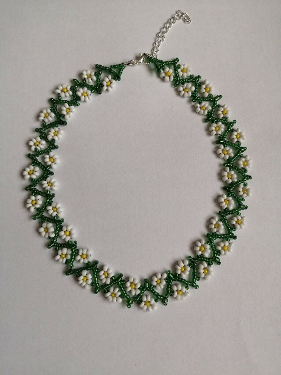White & Green FLOWER chain seed BEAD necklace weave BOHO 16"-18" glass beaded