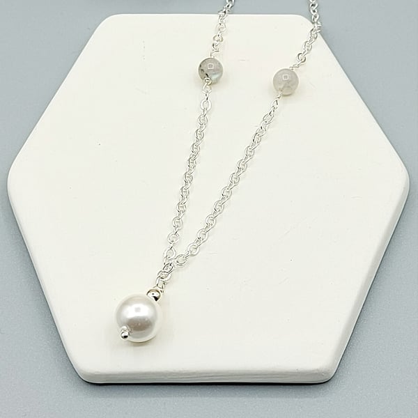 DAINTY PEARL STERLING SILVER NECKLACE