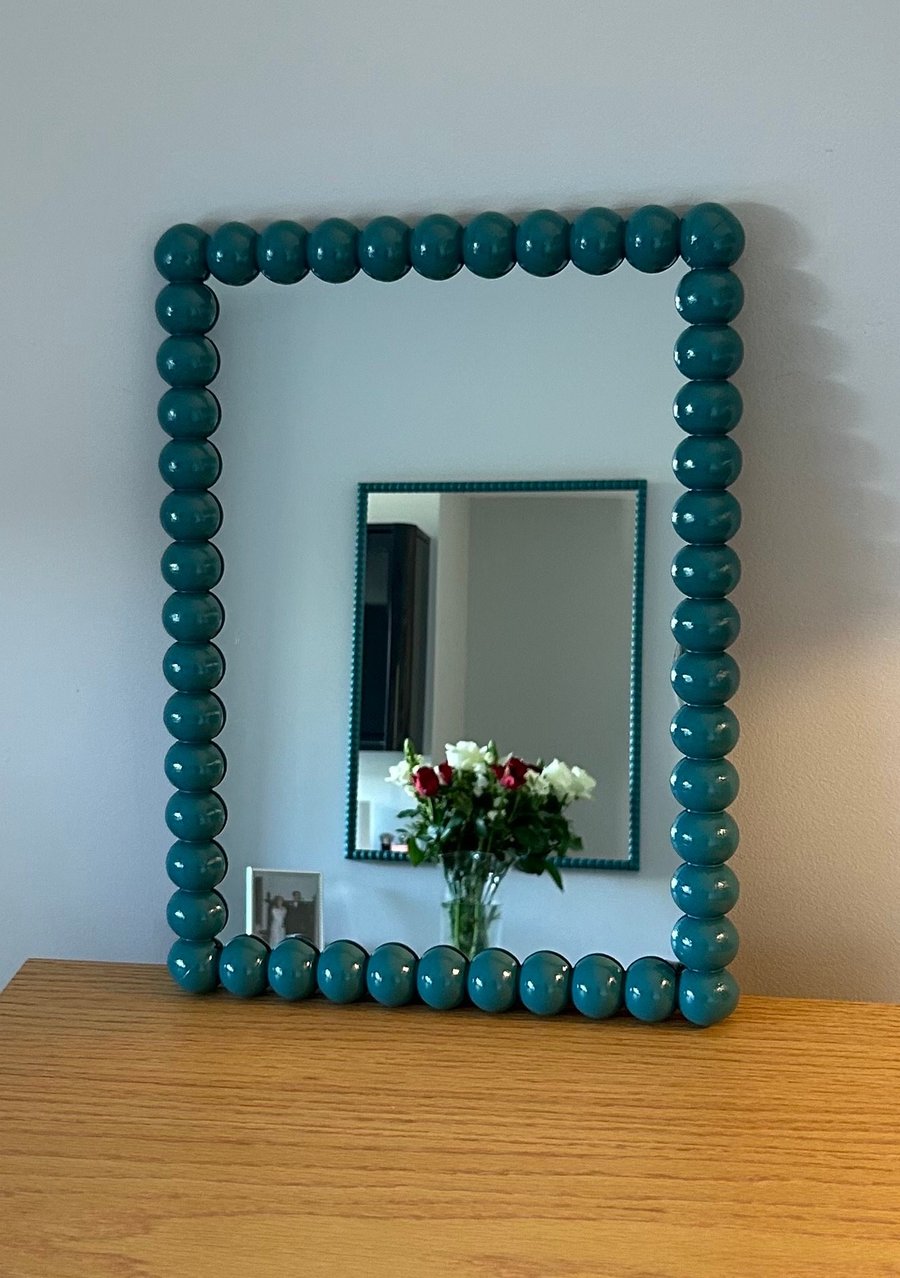 Bobbin bobby mirror full round handpainted 30mm in natural wood, three sizes ava