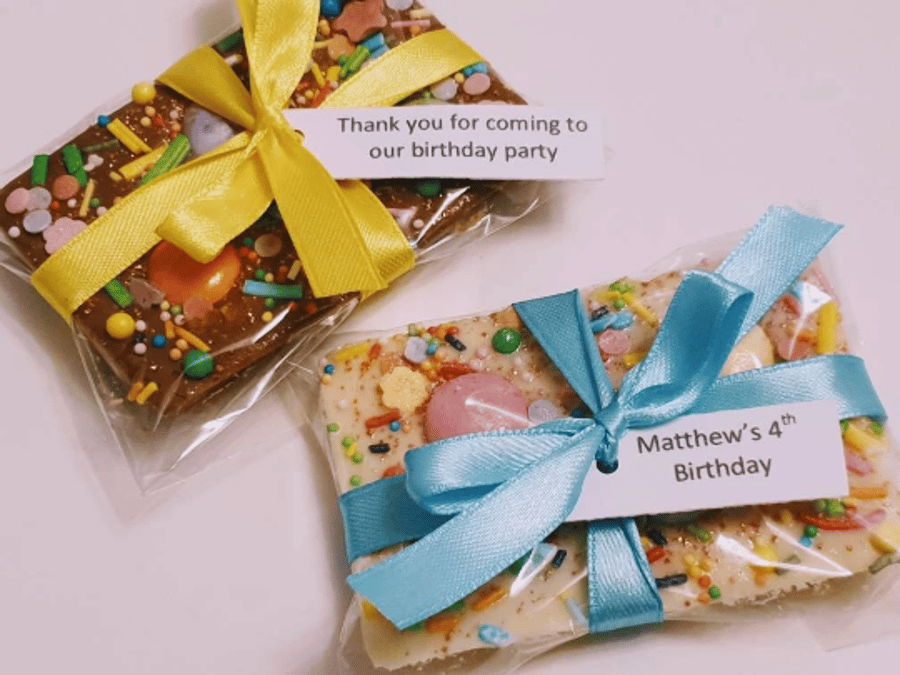 20 x Handmade Personalised Mini Chocolate Slab Favours