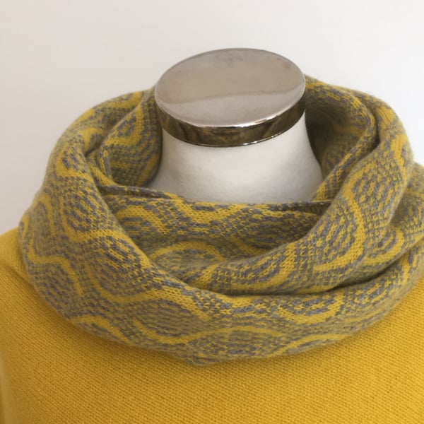 Merino Lambswool infinity Scarf Piccalilli Yellow and Uniform Grey