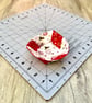 Small Festive Patchwork Basket - Image 8