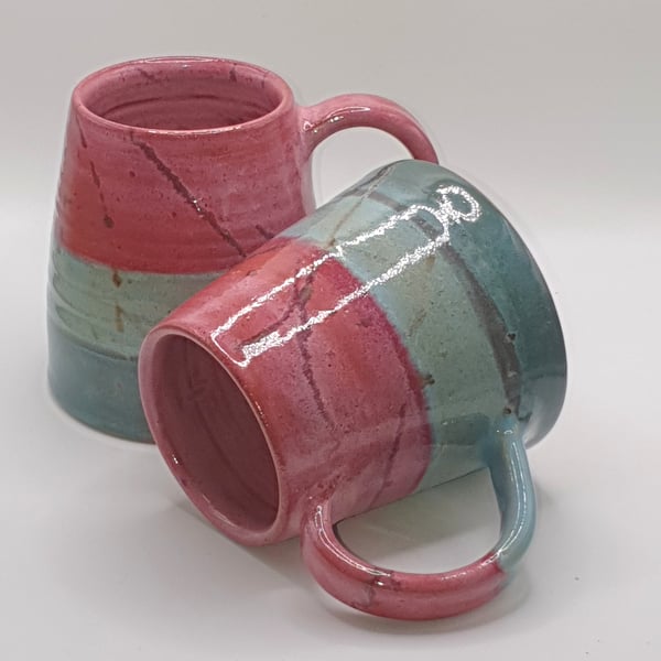 Stoneware mugs 