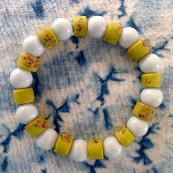 Stretchy stacking bracelet with 'end of day' beads